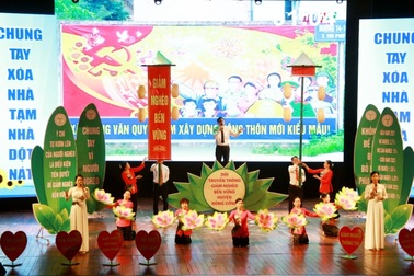 Nâng cao thu nhập, cải thiện điều kiện sống để giảm nghèo bền vững